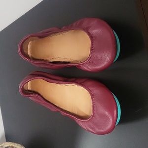 Tieks 7 GUC Burgundy